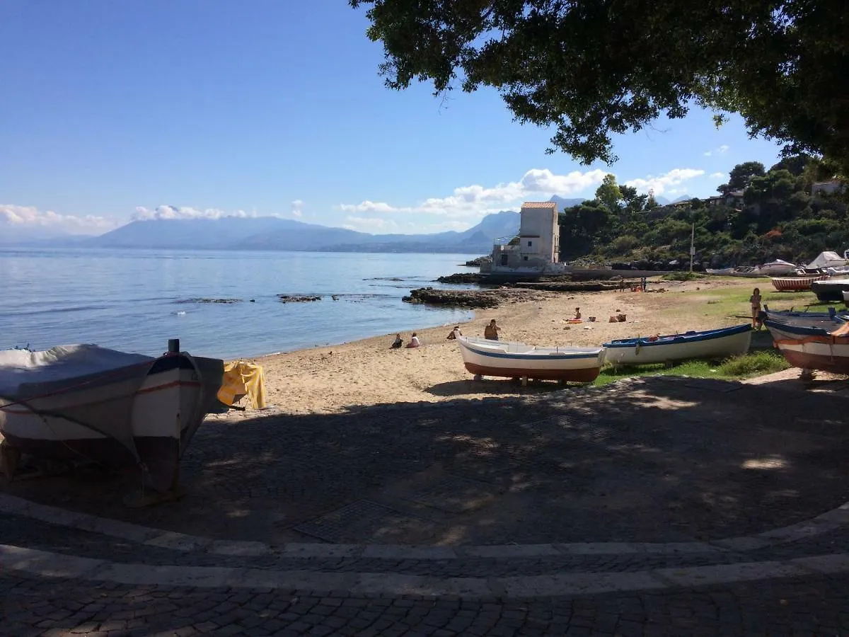 Holiday home Casetta Sant'Elia Da Filippo Porticello